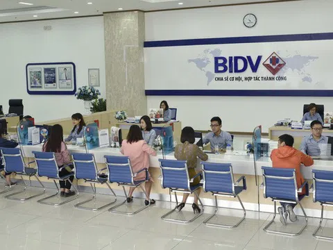 Ông lớn ngân hàng giảm tới 0,5%/năm lãi suất huy động kỳ hạn dài để hạ lãi suất cho vay